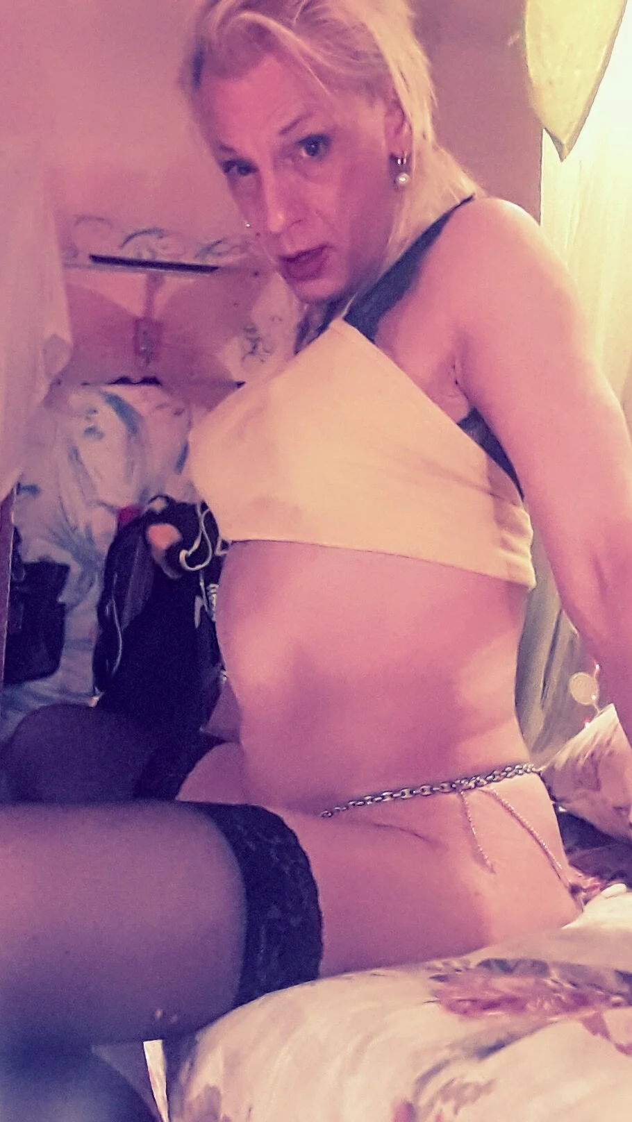 XXX Porn Photo of Nude LadyCrossSuza 16