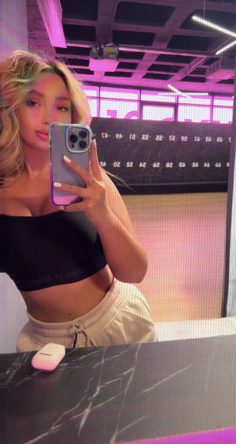 XXX Porn Photo of Nude AnnaMaee 12