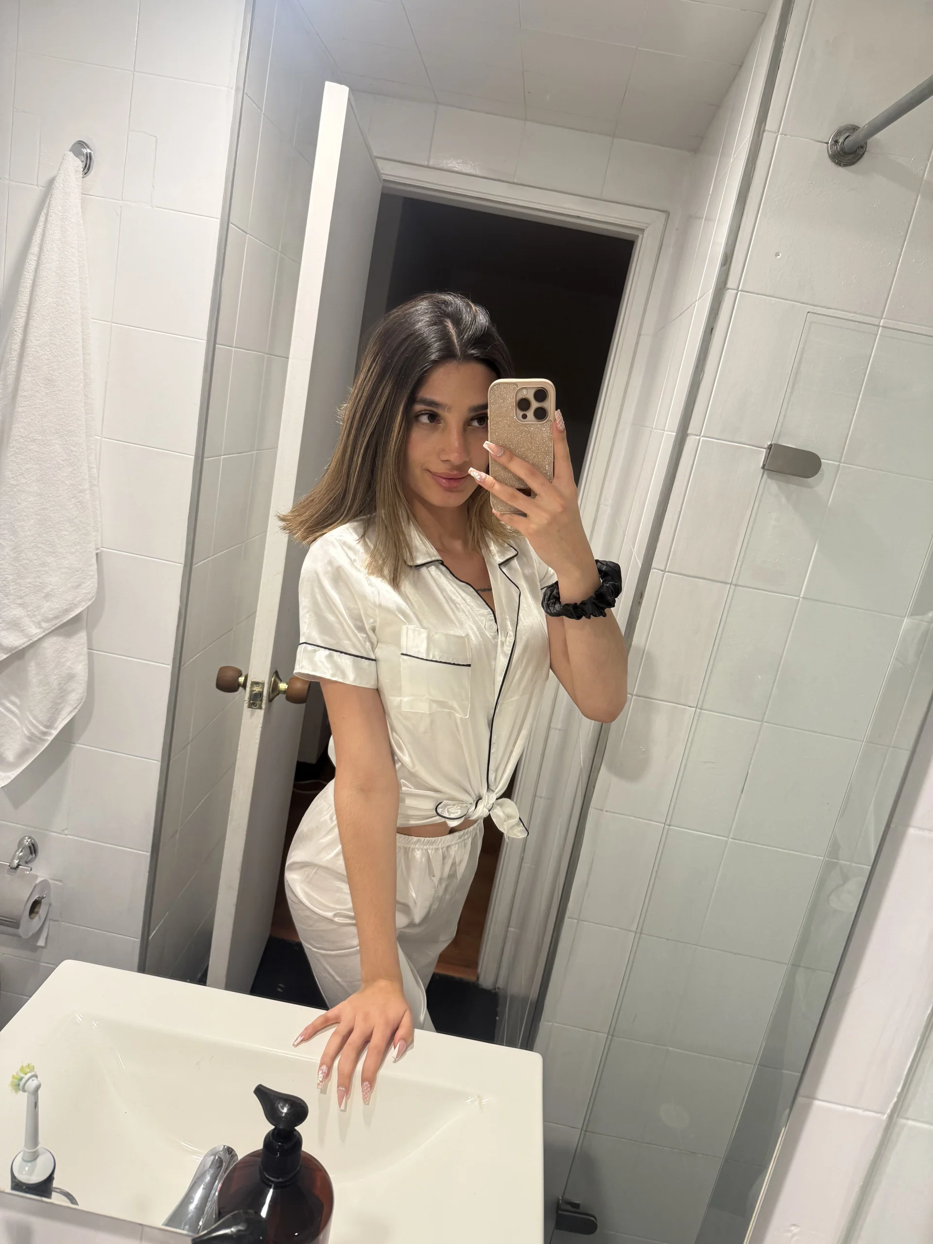XXX Porn Photo of Nude iam_sara 8