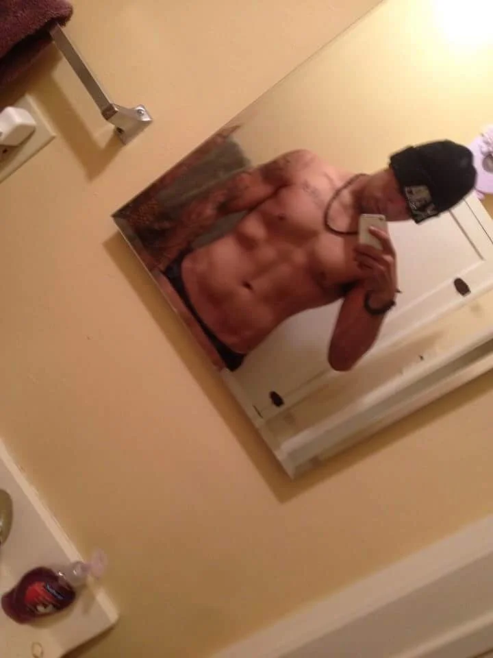 XXX Porn Photo of Nude jakethesnake95111 8
