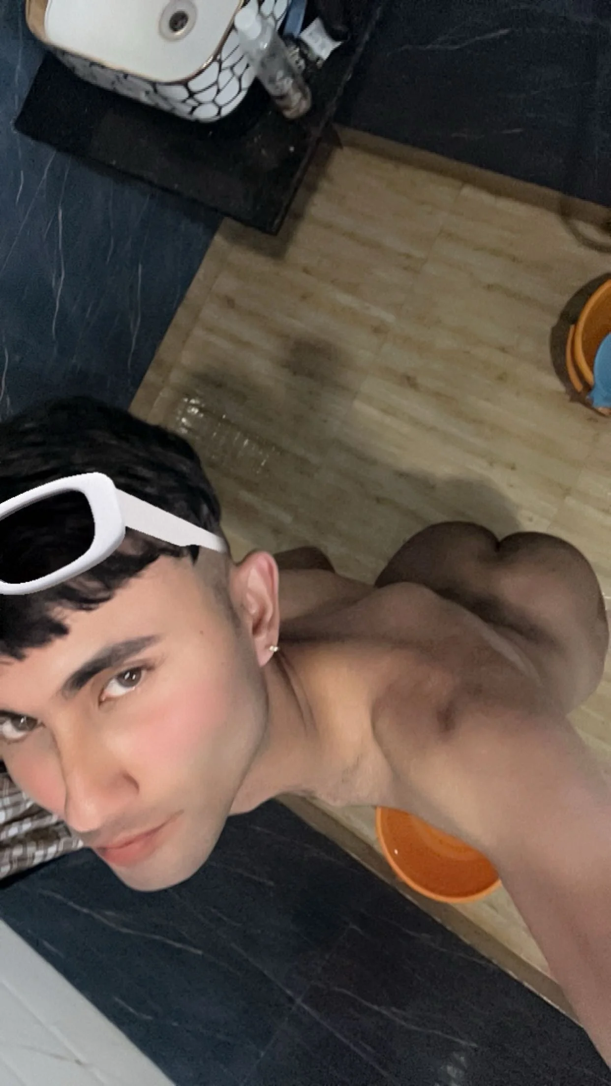 XXX Porn Photo of Nude Sexyslimguyy 2