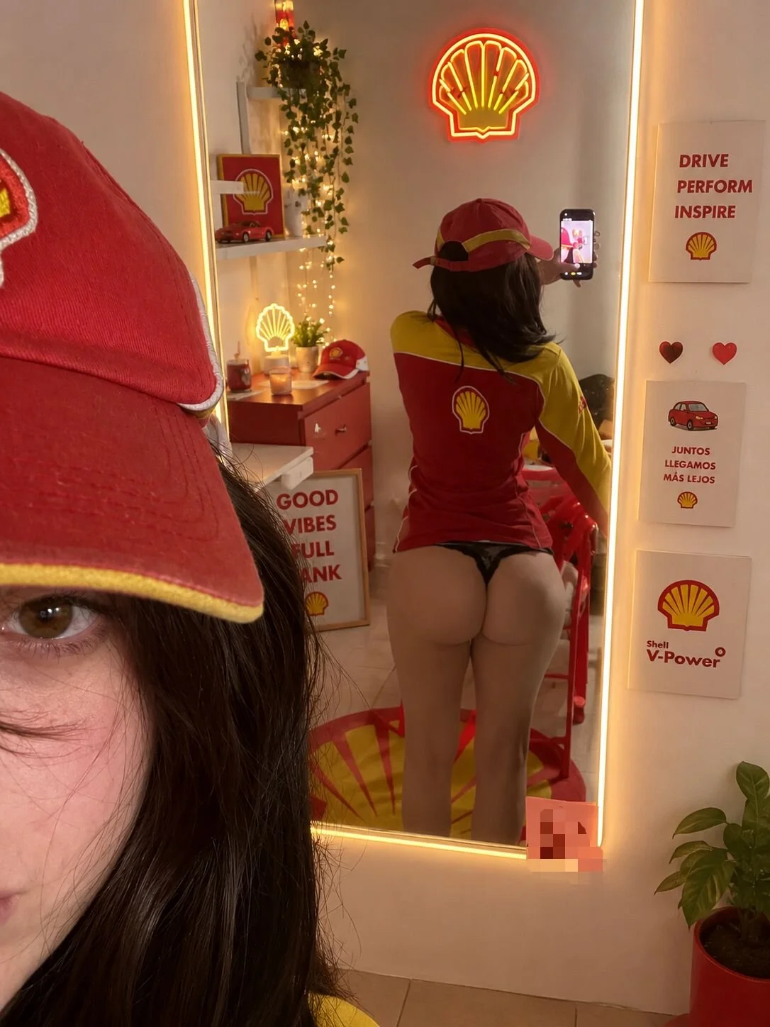 XXX Porn Photo of Nude lapibadelashell 5