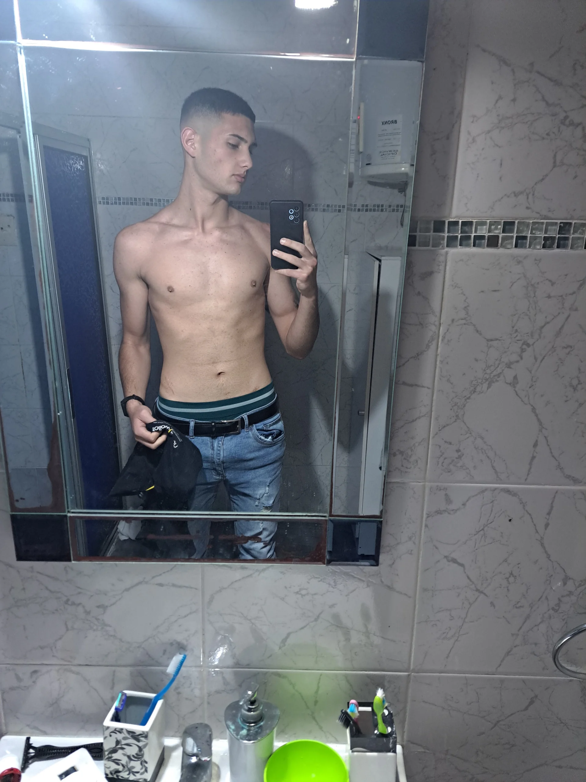 XXX Porn Photo of Nude Cuervo25_ 2
