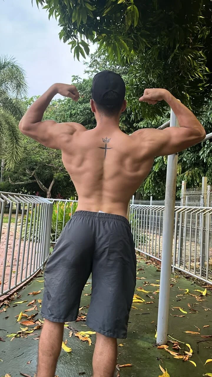 XXX Porn Photo of Nude brian_muscle 2