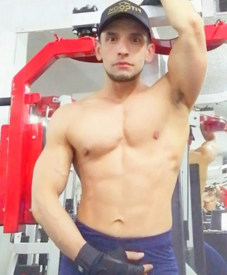 XXX Porn Photo of Nude Latinnboy82 2