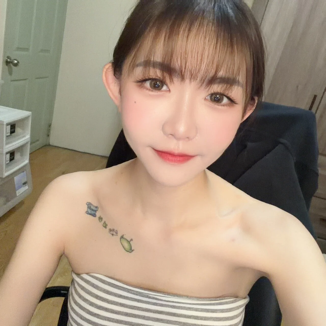 XXX Porn Photo of Nude cccc_22 1