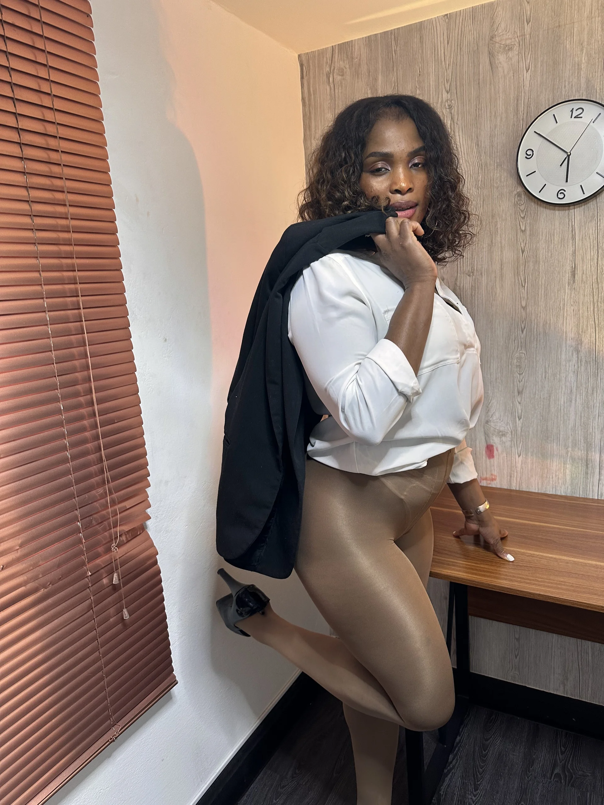 XXX Porn Photo of Nude AuroraBrow 9