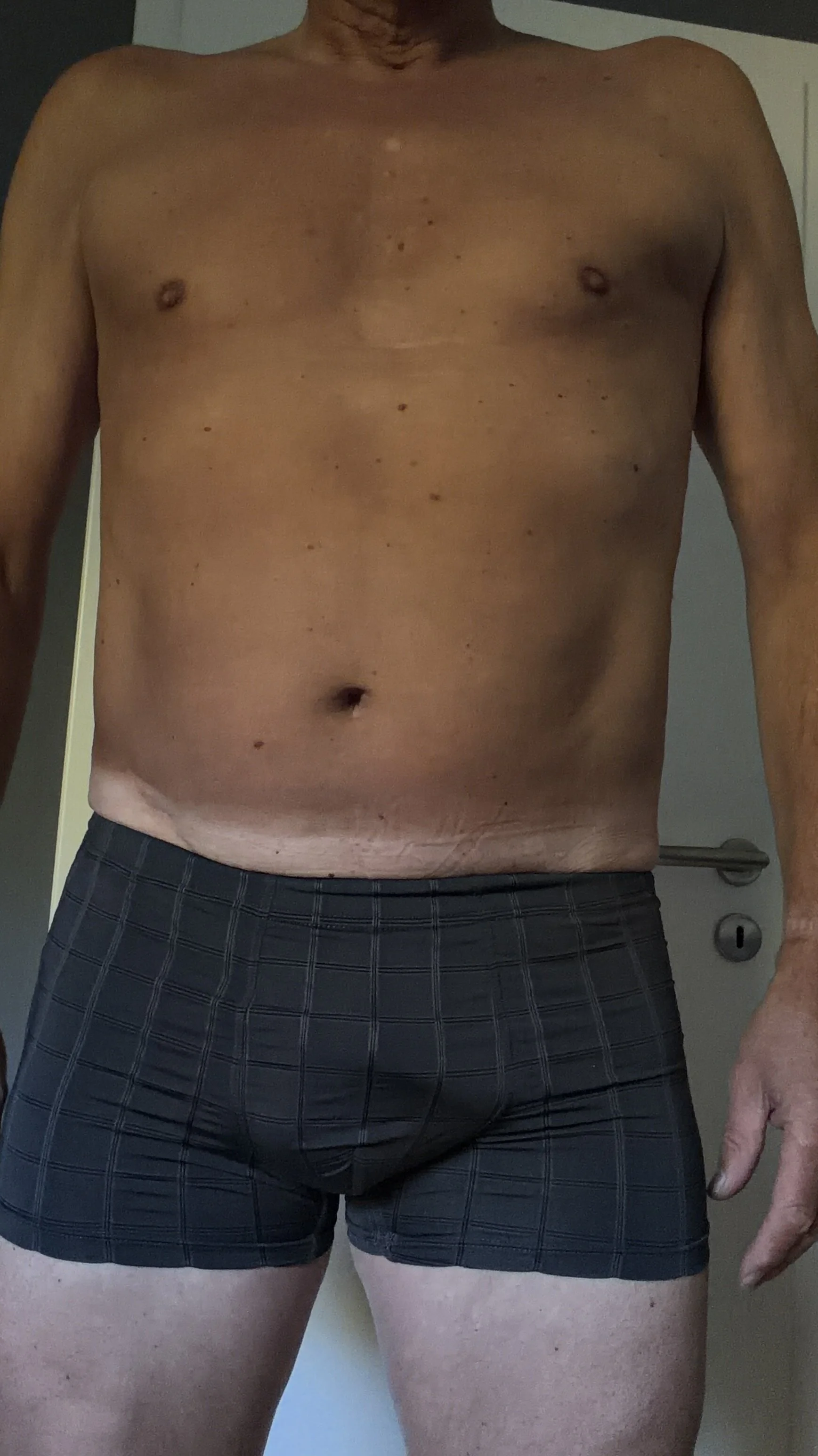 XXX Porn Photo of Nude Mask-man0 2