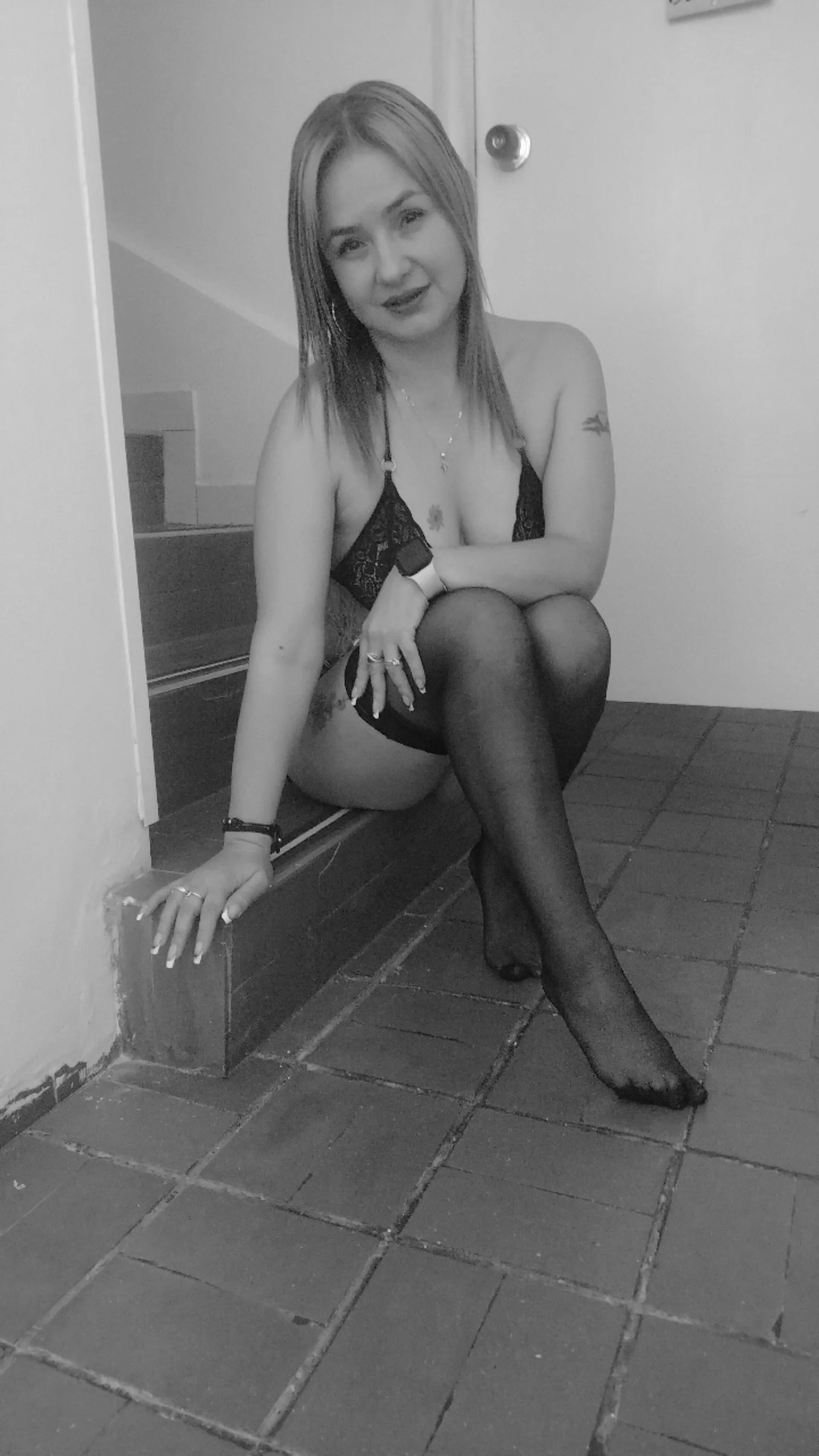 XXX Porn Photo of Nude luciamature_ 25