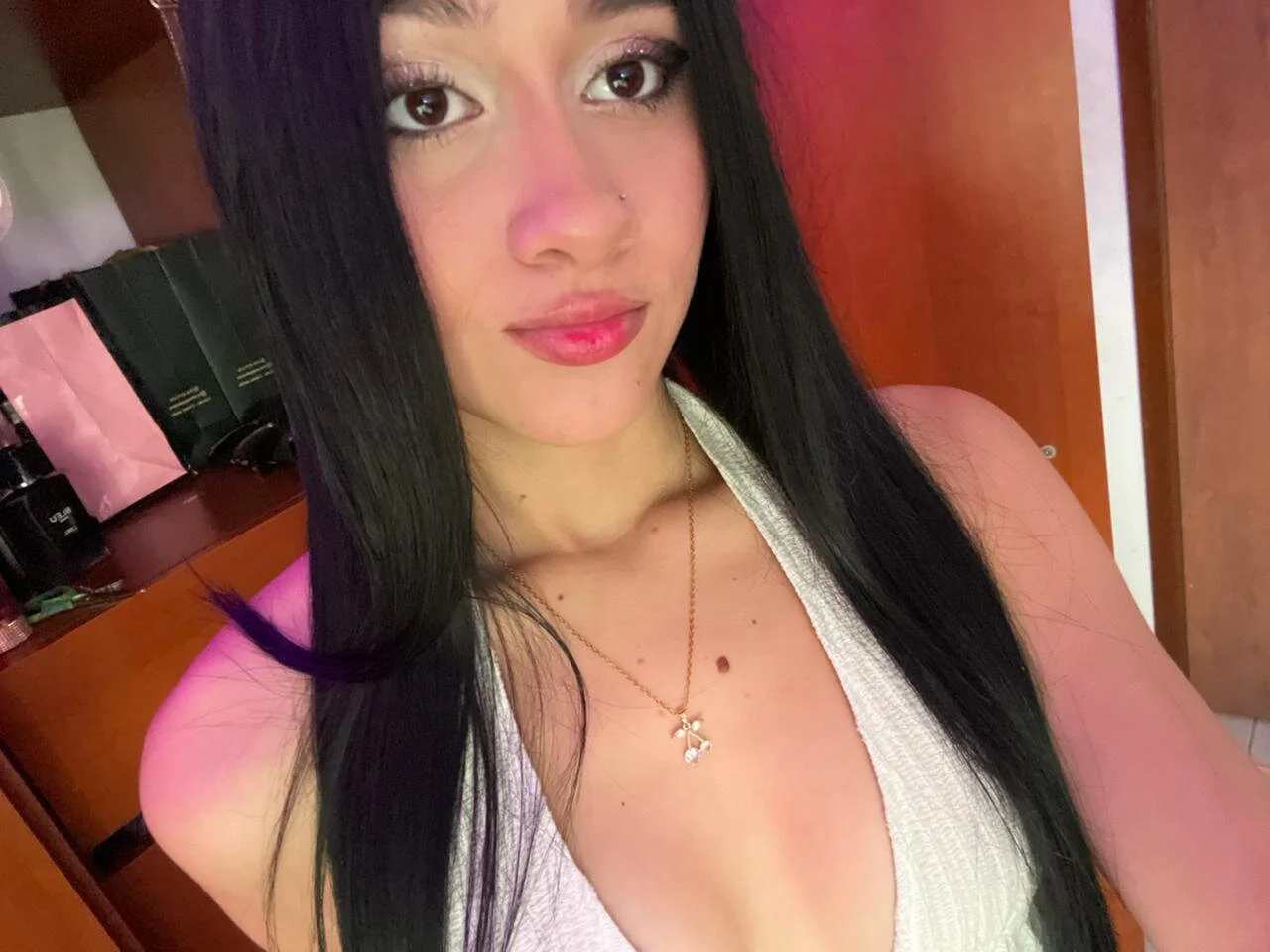 XXX Porn Photo of Nude goldprincesss 6