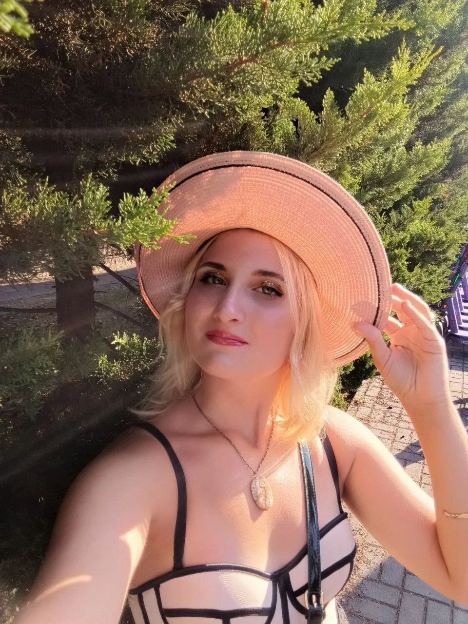 XXX Porn Photo of Nude AdelRich 2