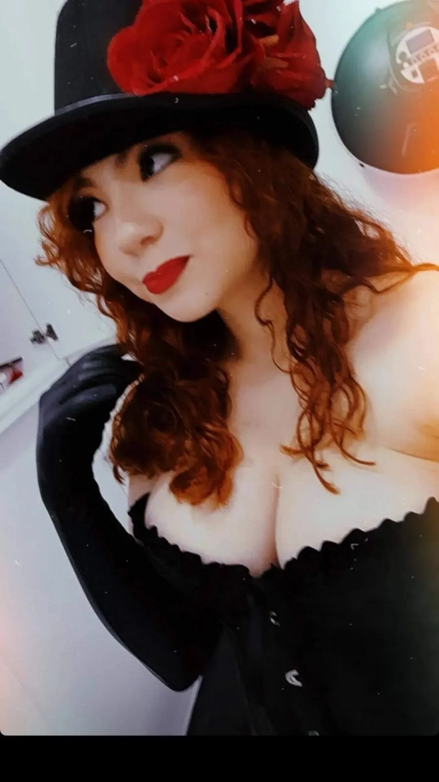 XXX Porn Photo of Nude lizy_portman 2