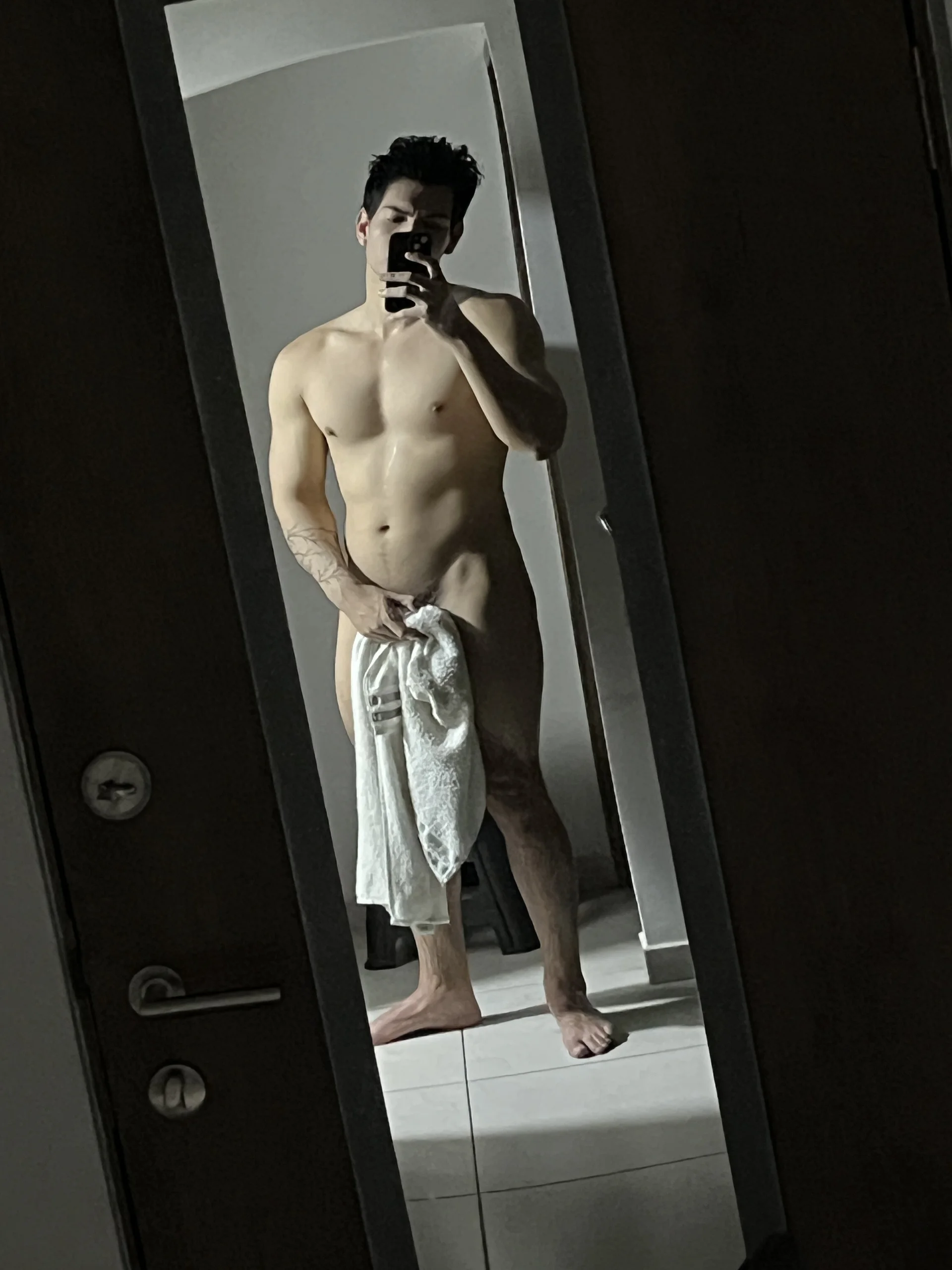 XXX Porn Photo of Nude bbbeachboy 3