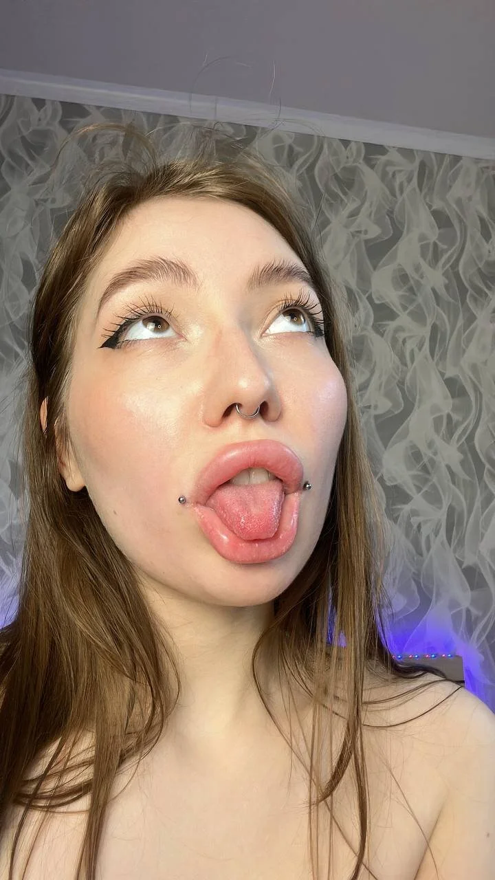 XXX Porn Photo of Nude iampiggygirl_ 4