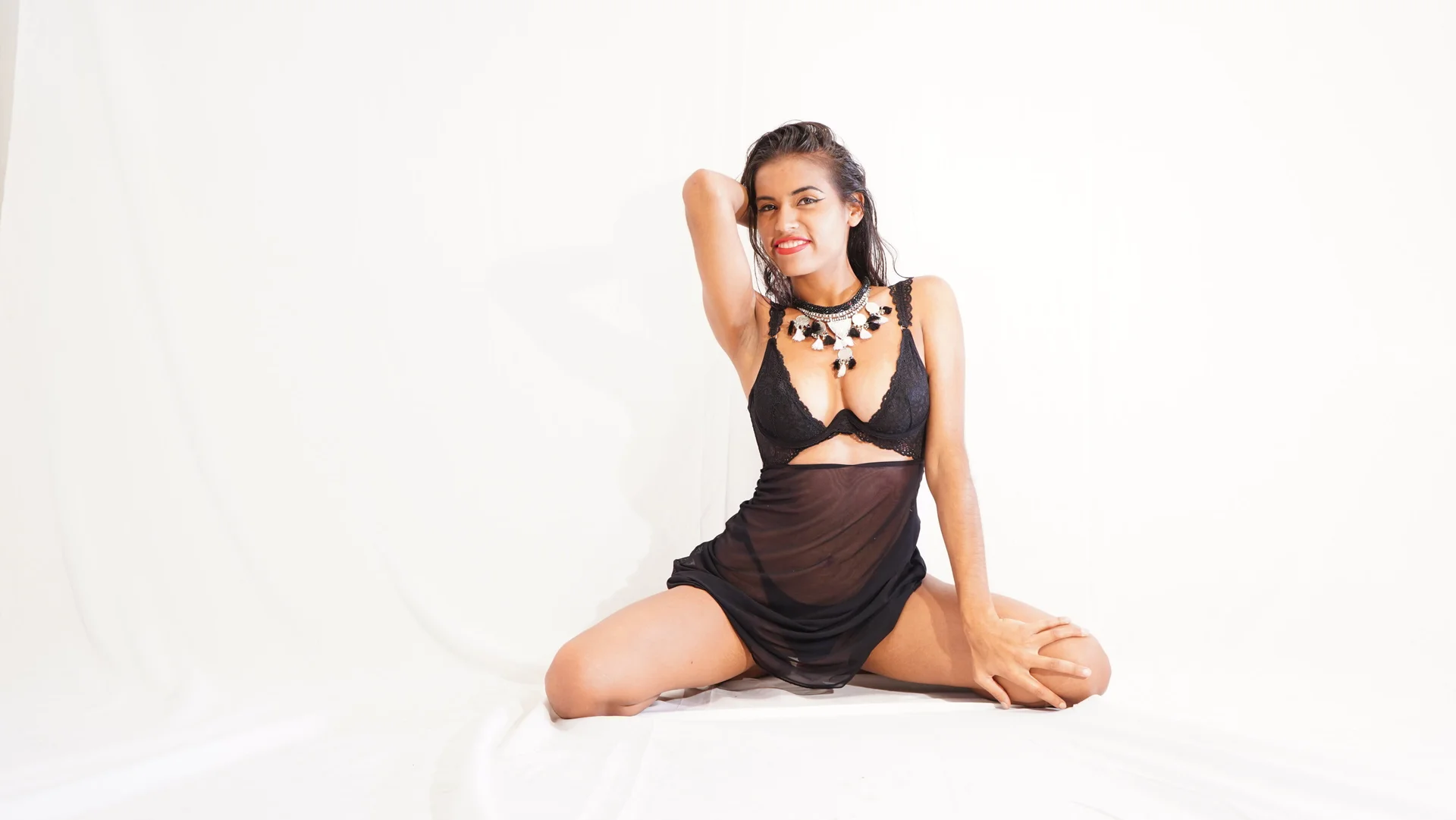 XXX Porn Photo of Nude roxanamariahills_ 53