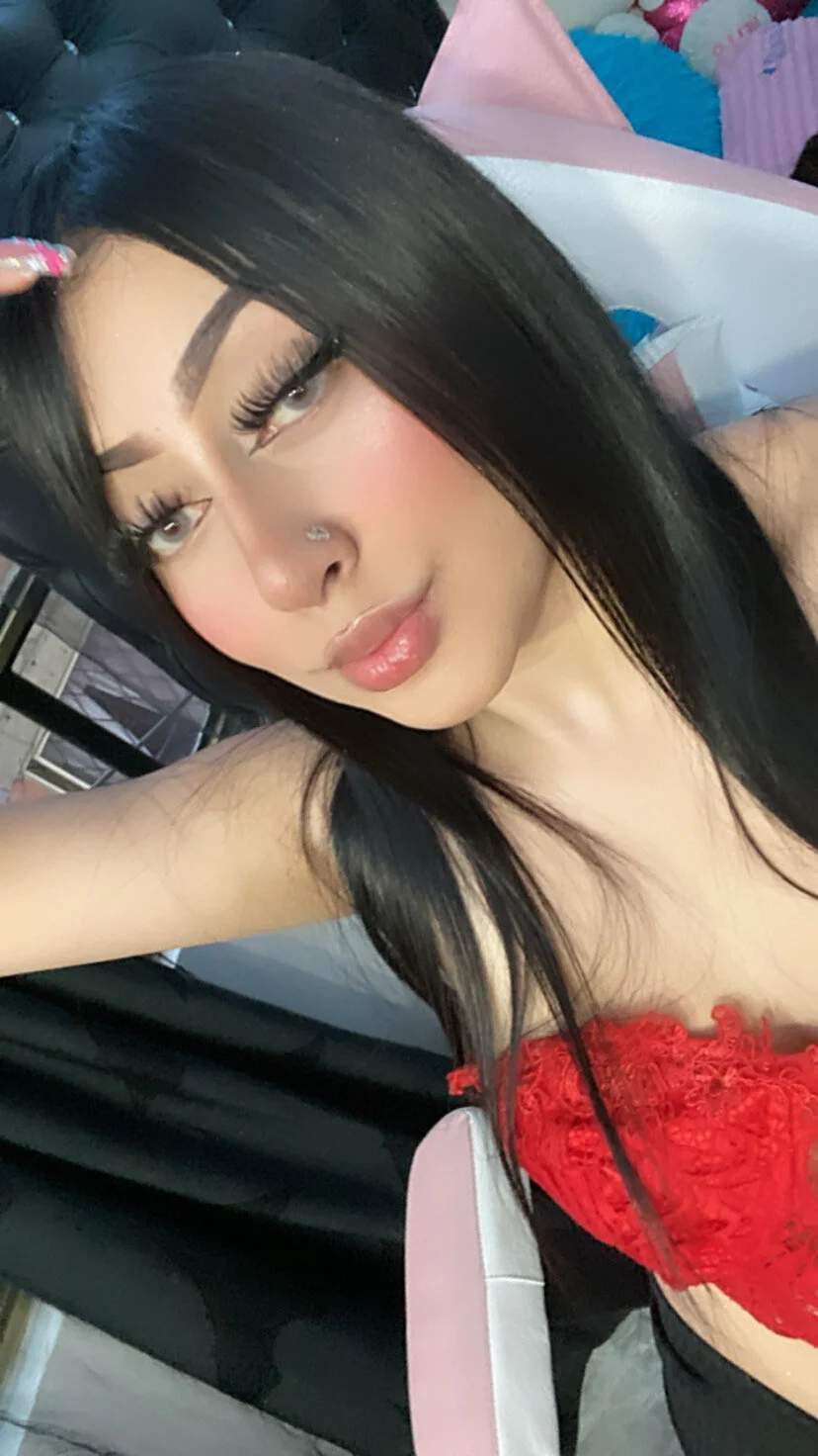 XXX Porn Photo of Nude KittyRous 4