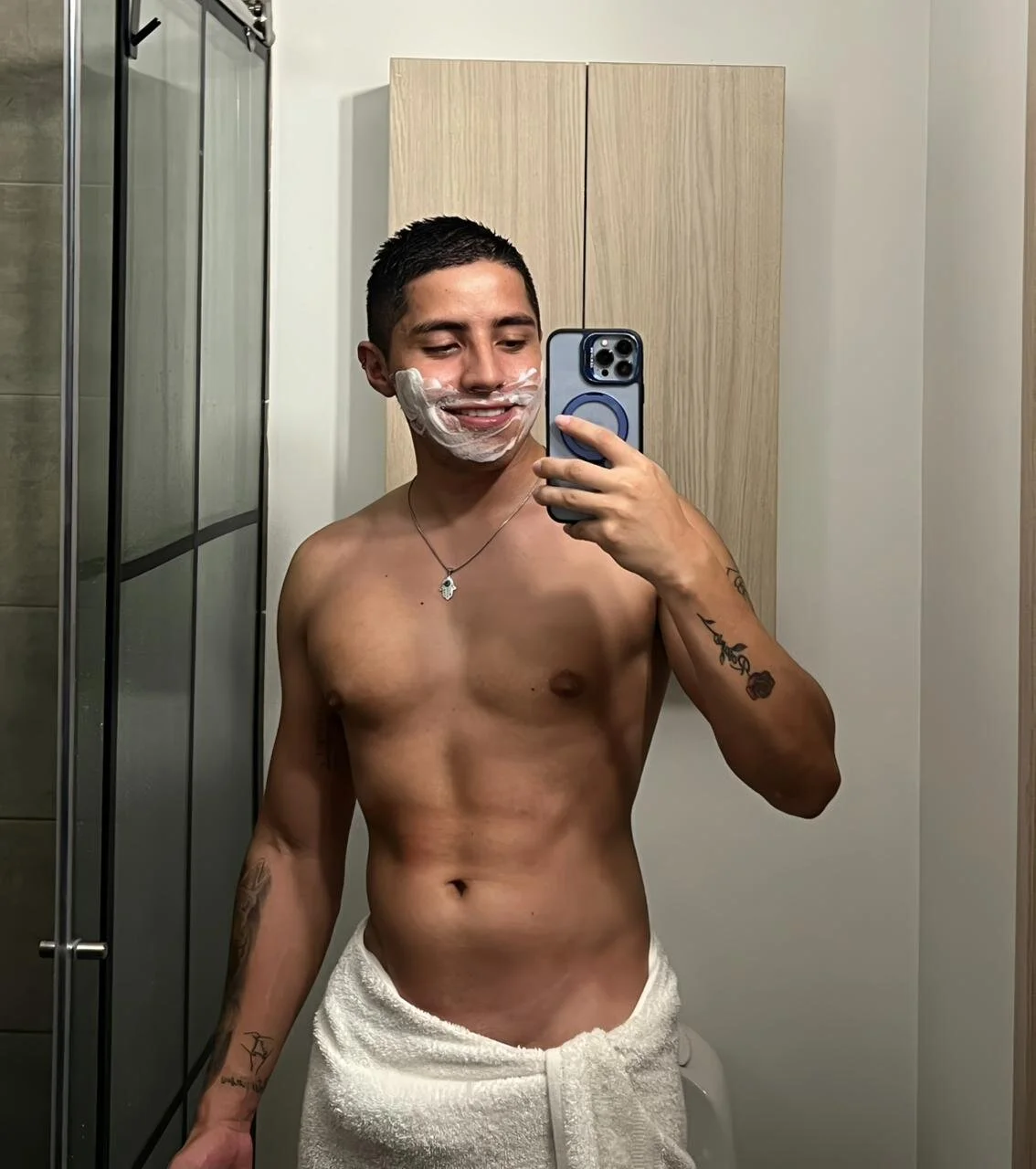 XXX Porn Photo of Nude DylanWolf98 4