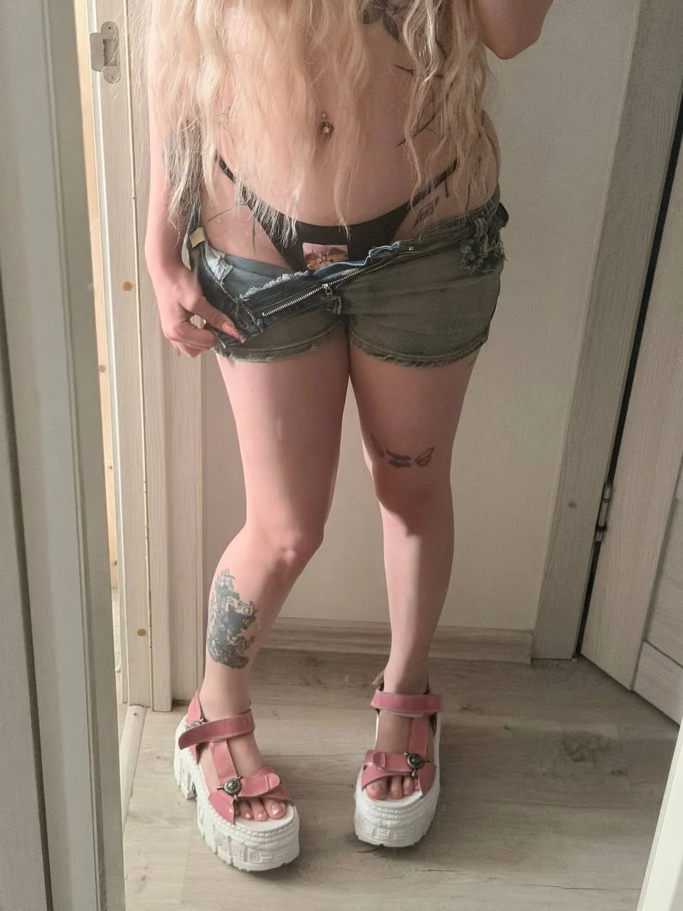 XXX Porn Photo of Nude Elfi_InPublic 2