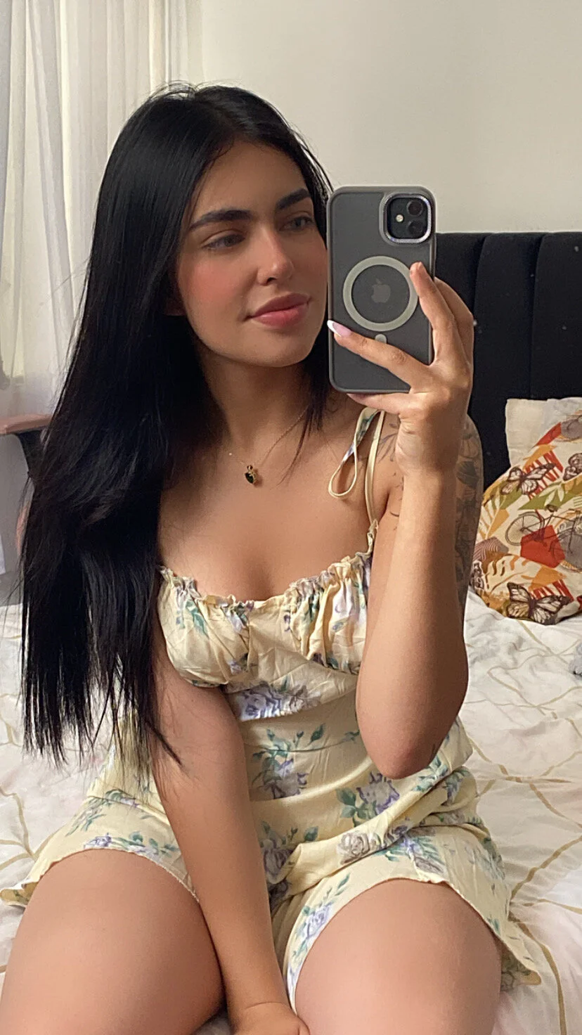 XXX Porn Photo of Nude DaphneUwu 300