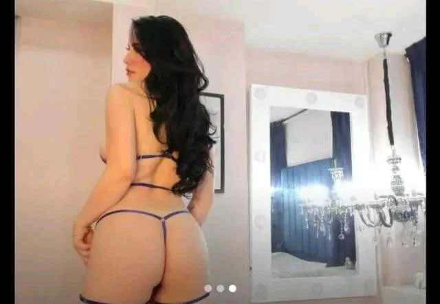 XXX Porn Photo of Nude zoe_mia_ 3
