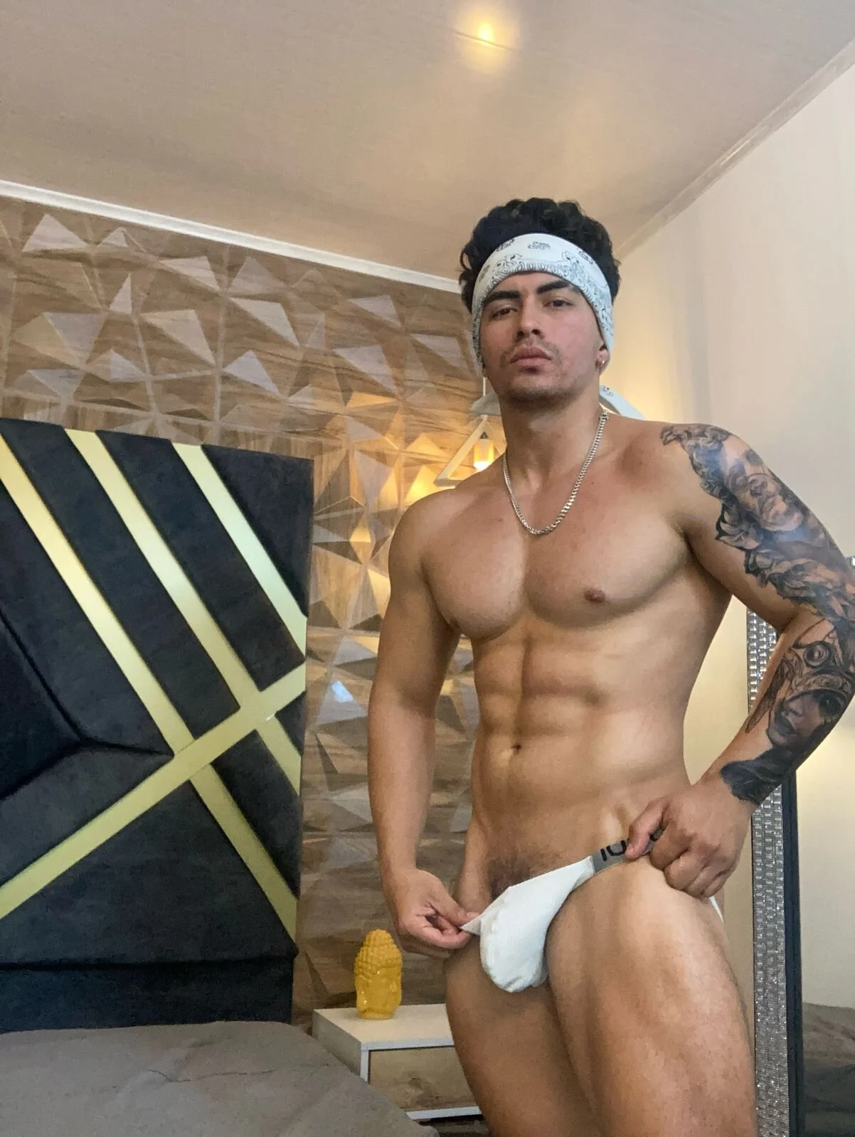 XXX Porn Photo of Nude Brad_Summer 57