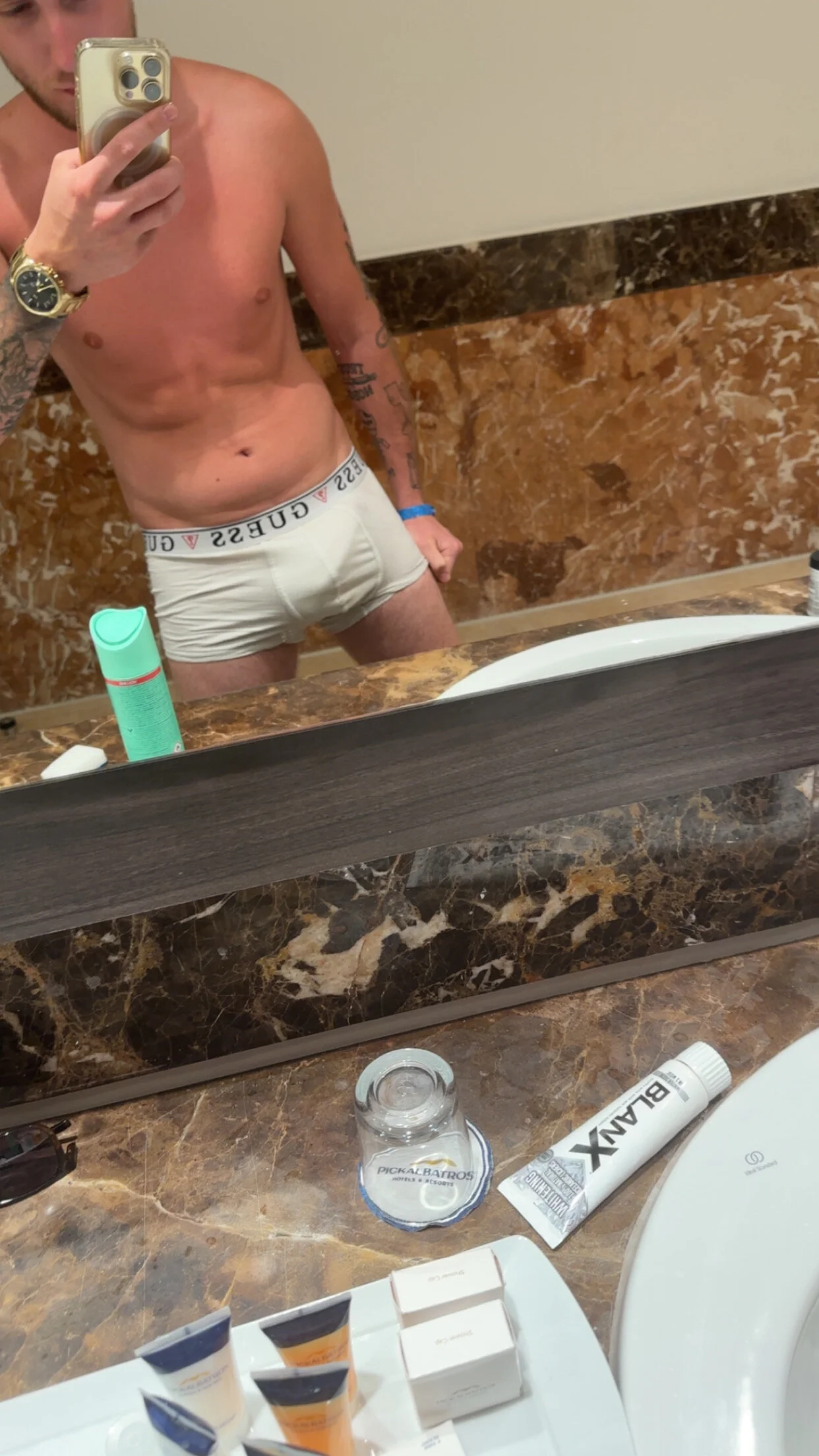 XXX Porn Photo of Nude hotpervv 1