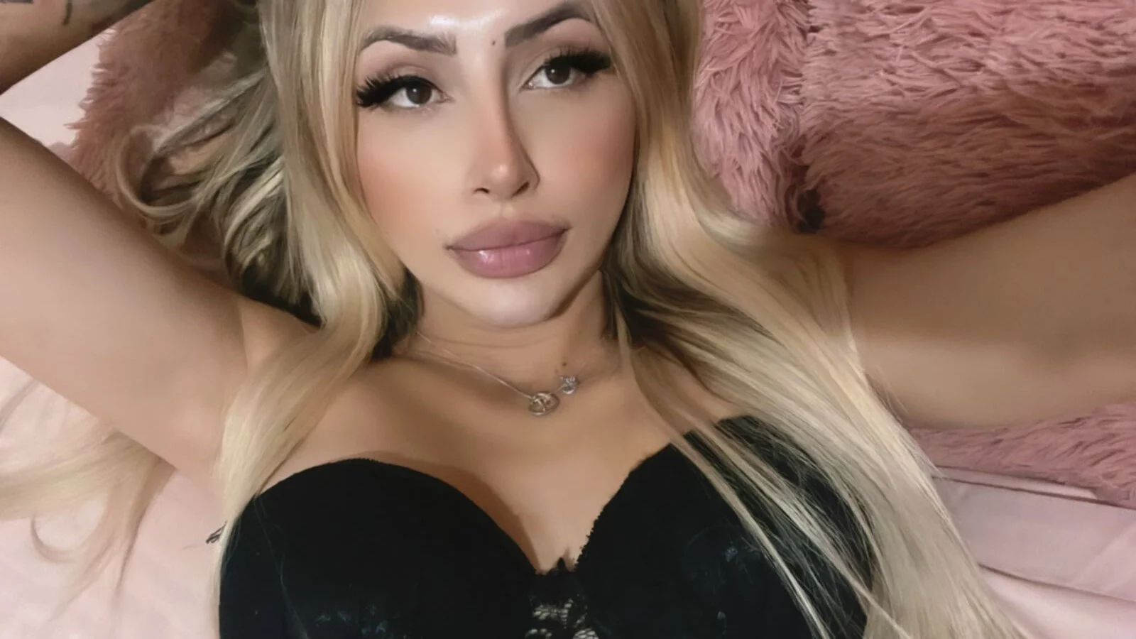 XXX Porn Photo of Nude ale_lovee 3