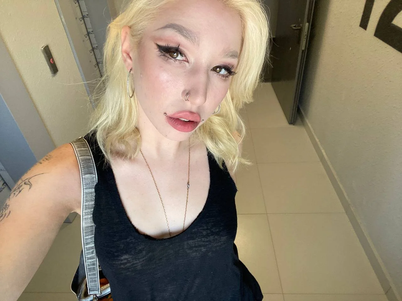 XXX Porn Photo of Nude SallyCha 23