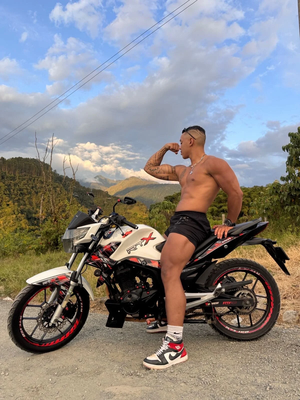 XXX Porn Photo of Nude adrian_friends 9