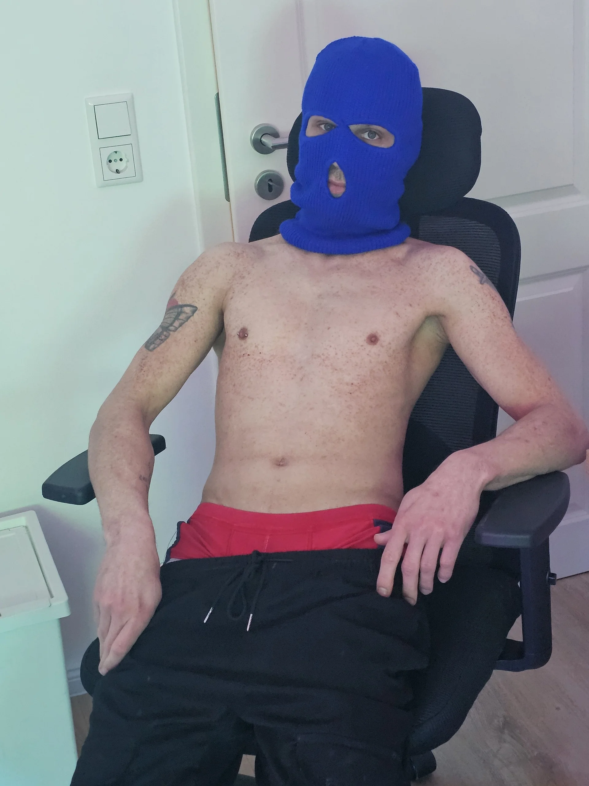 XXX Porn Photo of Nude BadBoyFantasy 3