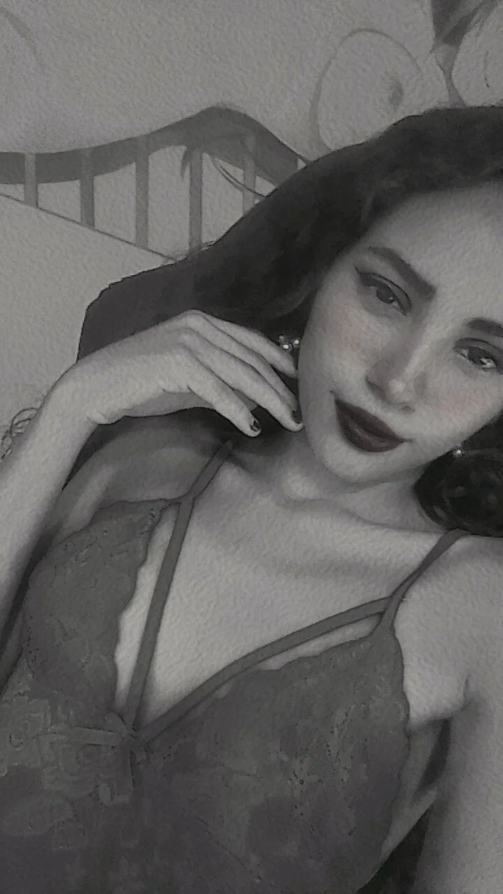 XXX Porn Photo of Nude Evelin_shy 9