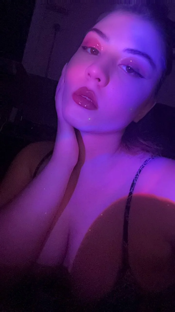 XXX Porn Photo of Nude AdaGates 4