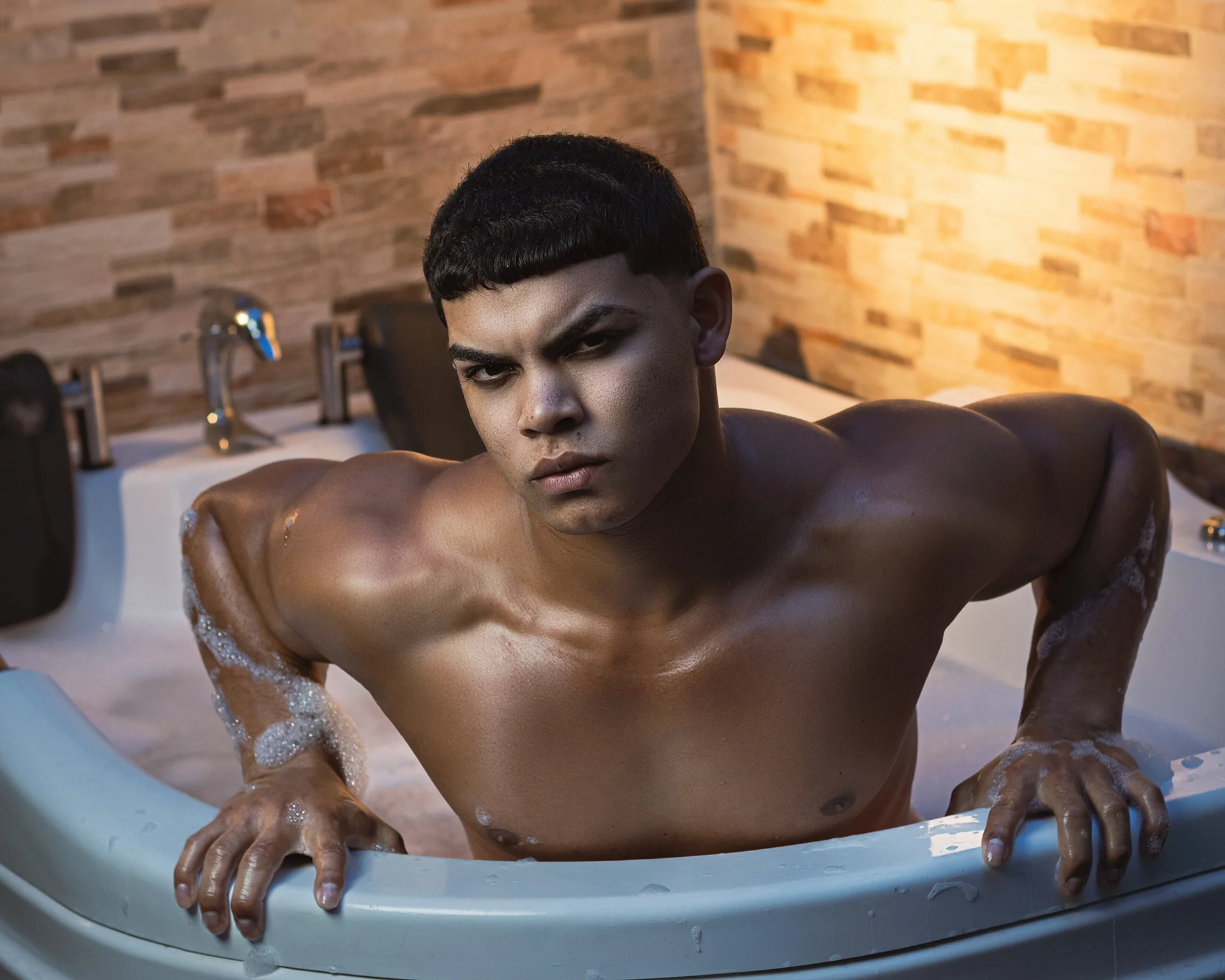 XXX Porn Photo of Nude BruceStroud 21