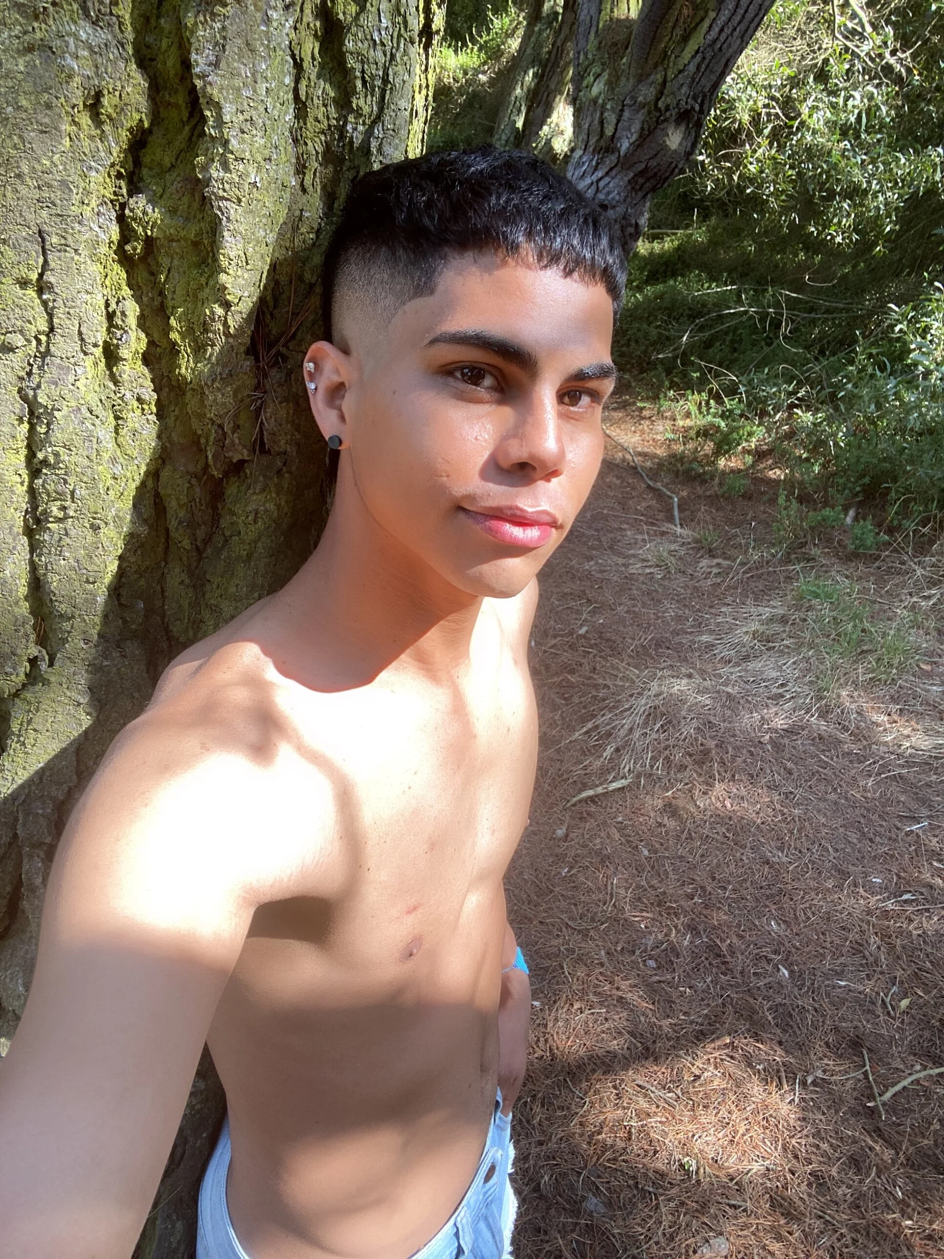 XXX Porn Photo of Nude Danielkrdenass 36