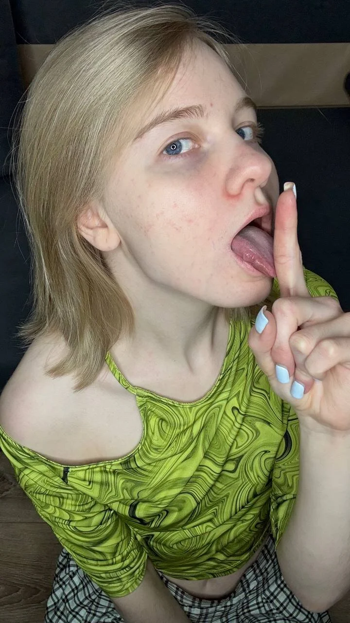 XXX Porn Photo of Nude OdelinaFicken 32