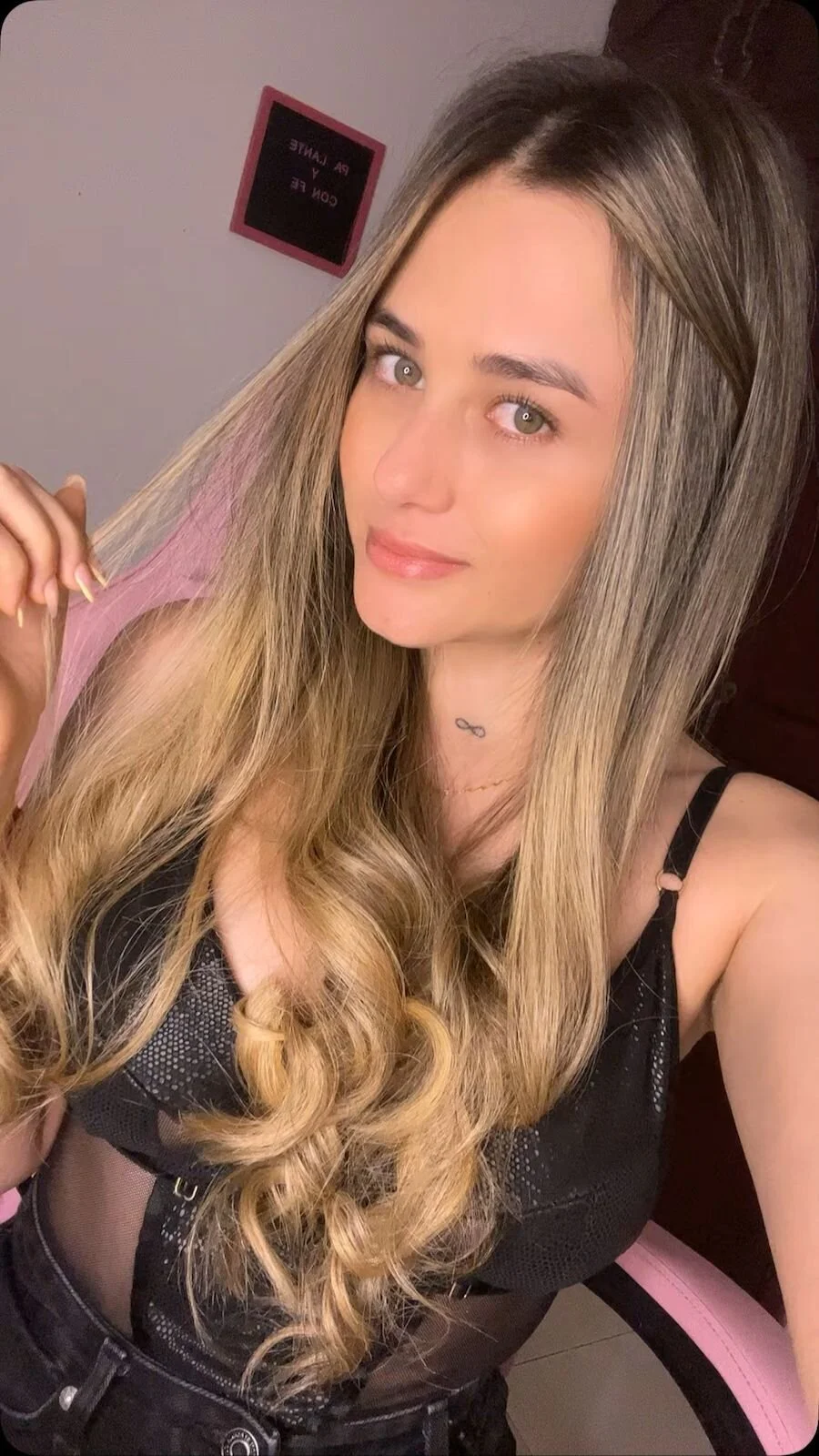 XXX Porn Photo of Nude Veronika__Winslow_ 4