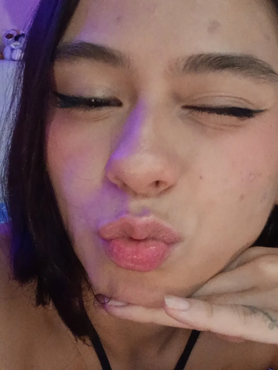 XXX Porn Photo of Nude hey_roxx-OvvO 2