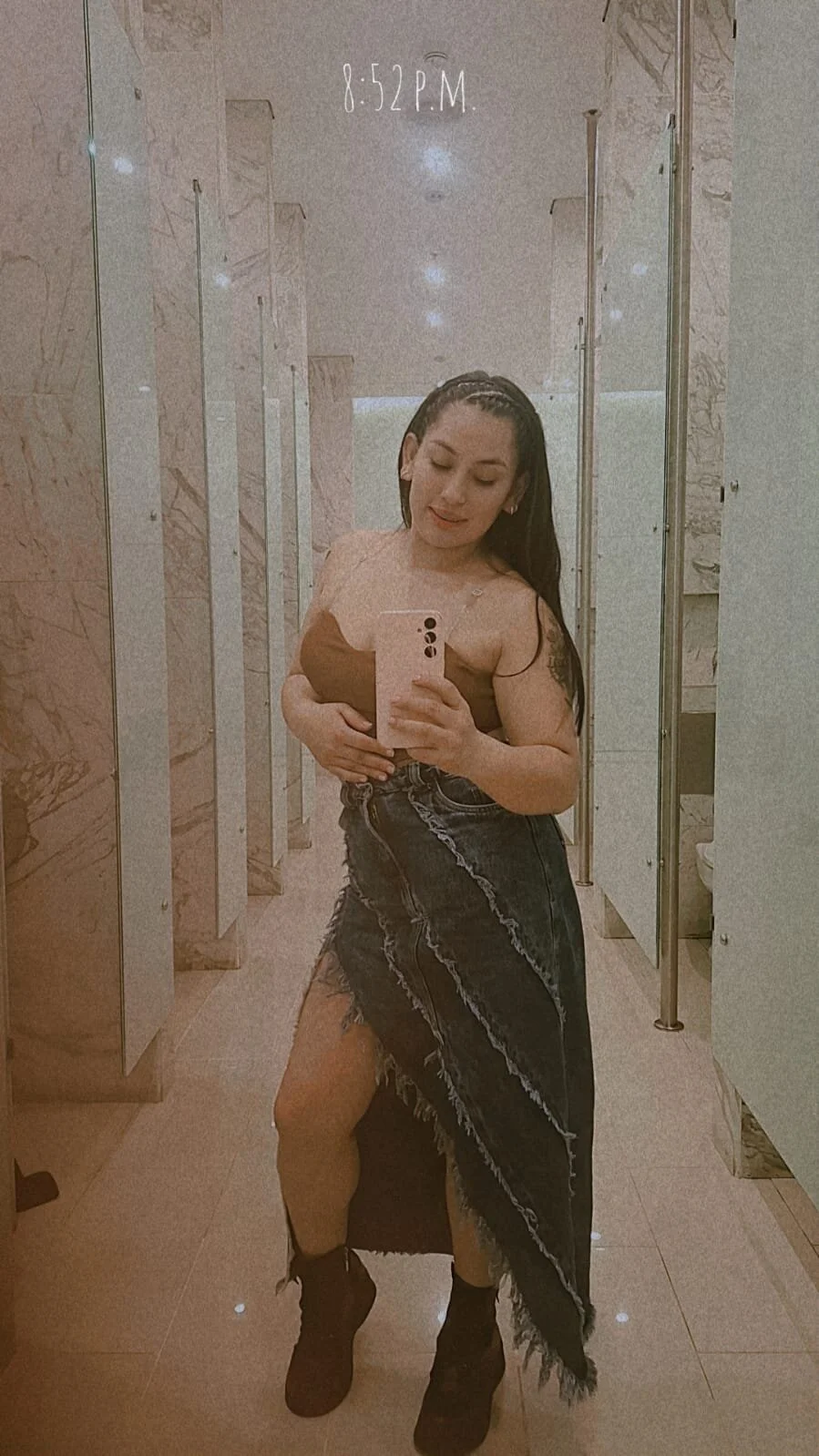 XXX Porn Photo of Nude bellacarter_vg 4