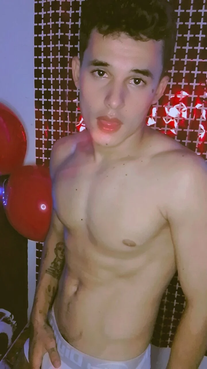 XXX Porn Photo of Nude wendyfreddy 42