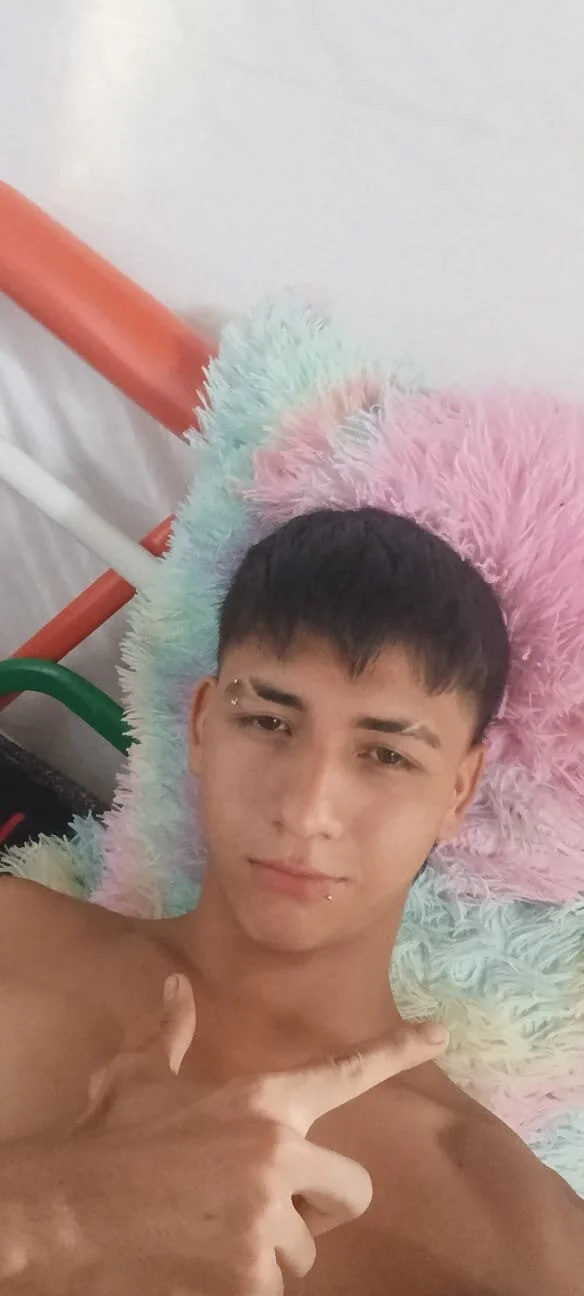 XXX Porn Photo of Nude jaspershadoww 3