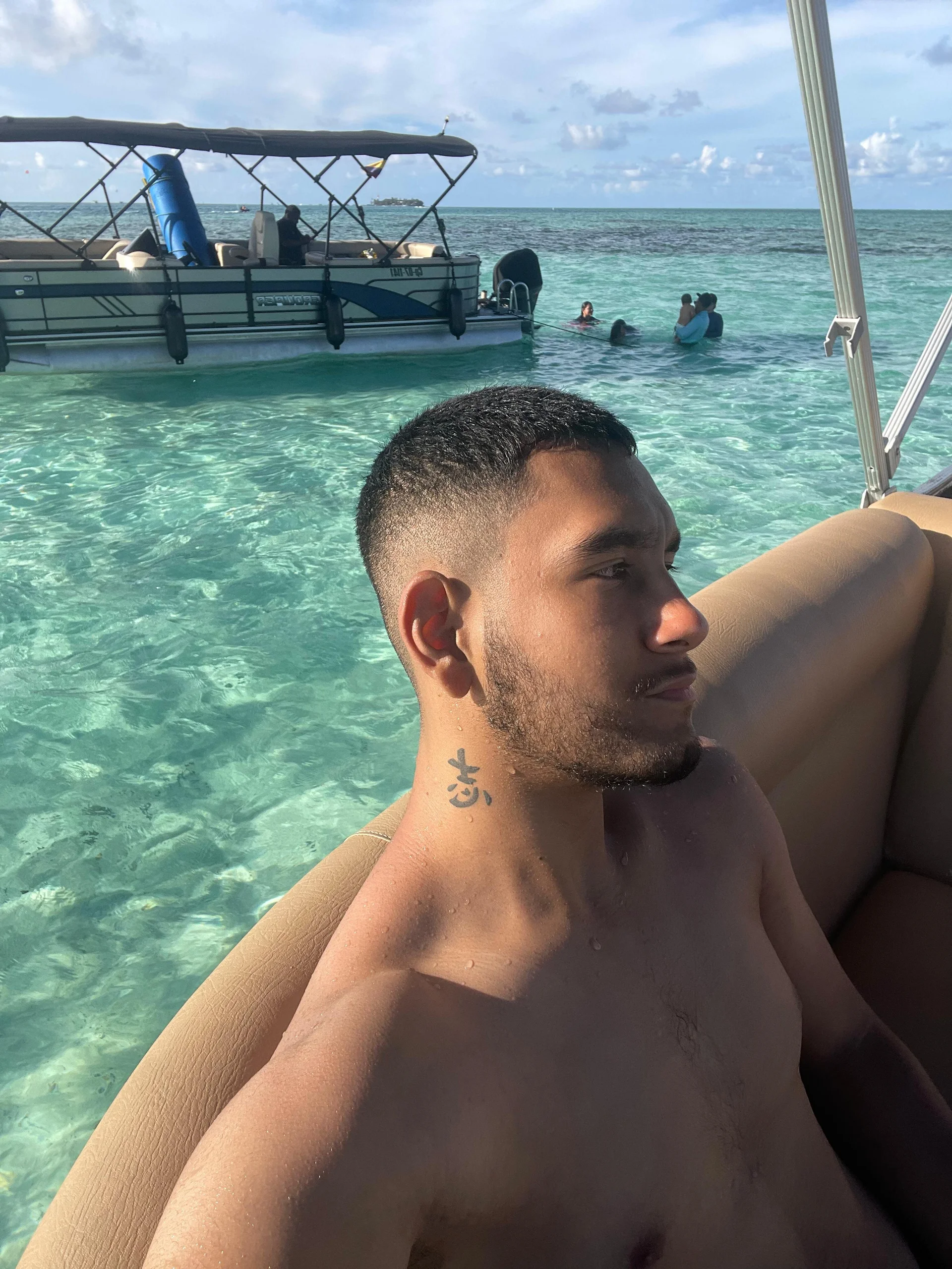 XXX Porn Photo of Nude ander_montoyaa 10