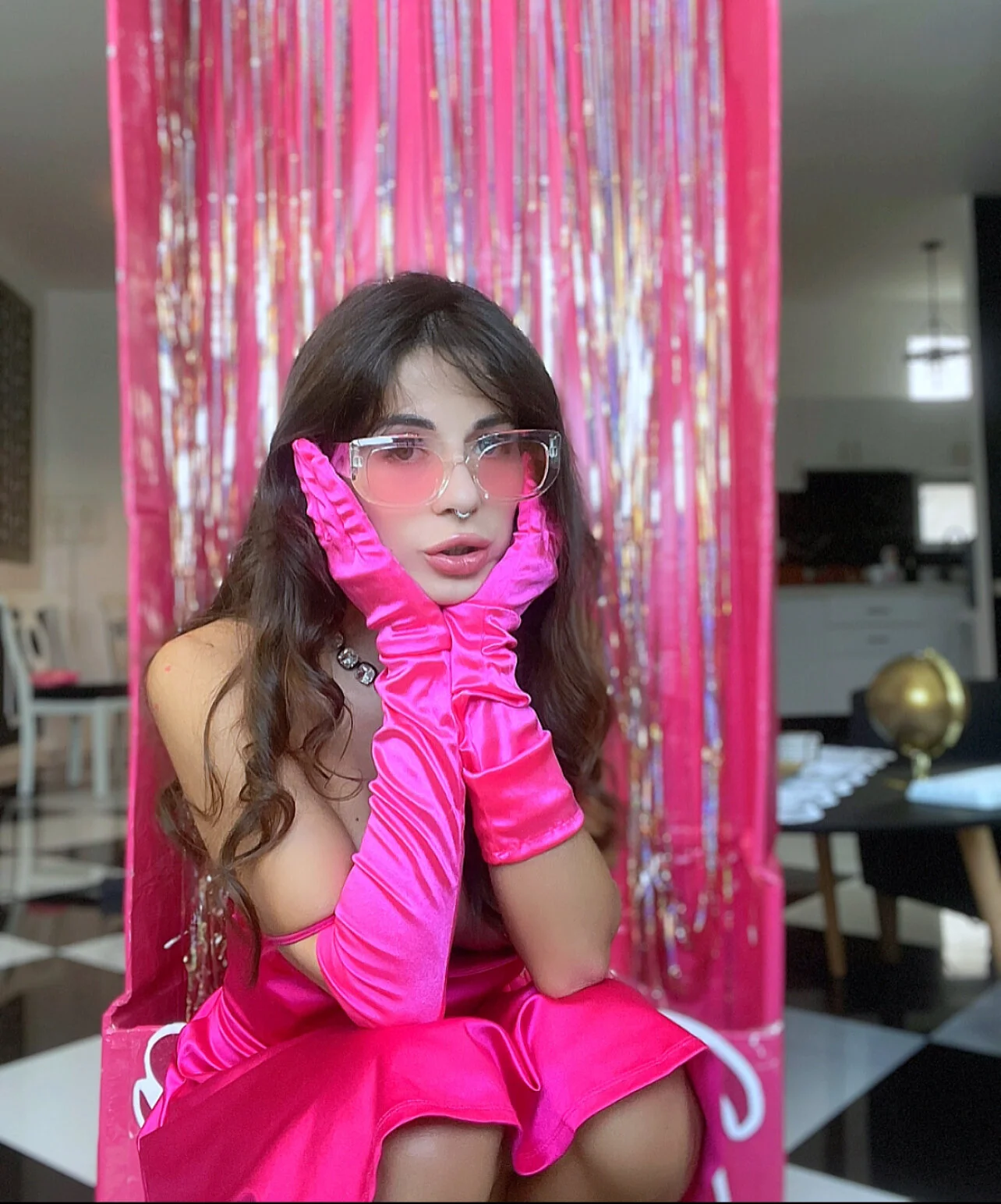 XXX Porn Photo of Nude PartyQqHouse 104