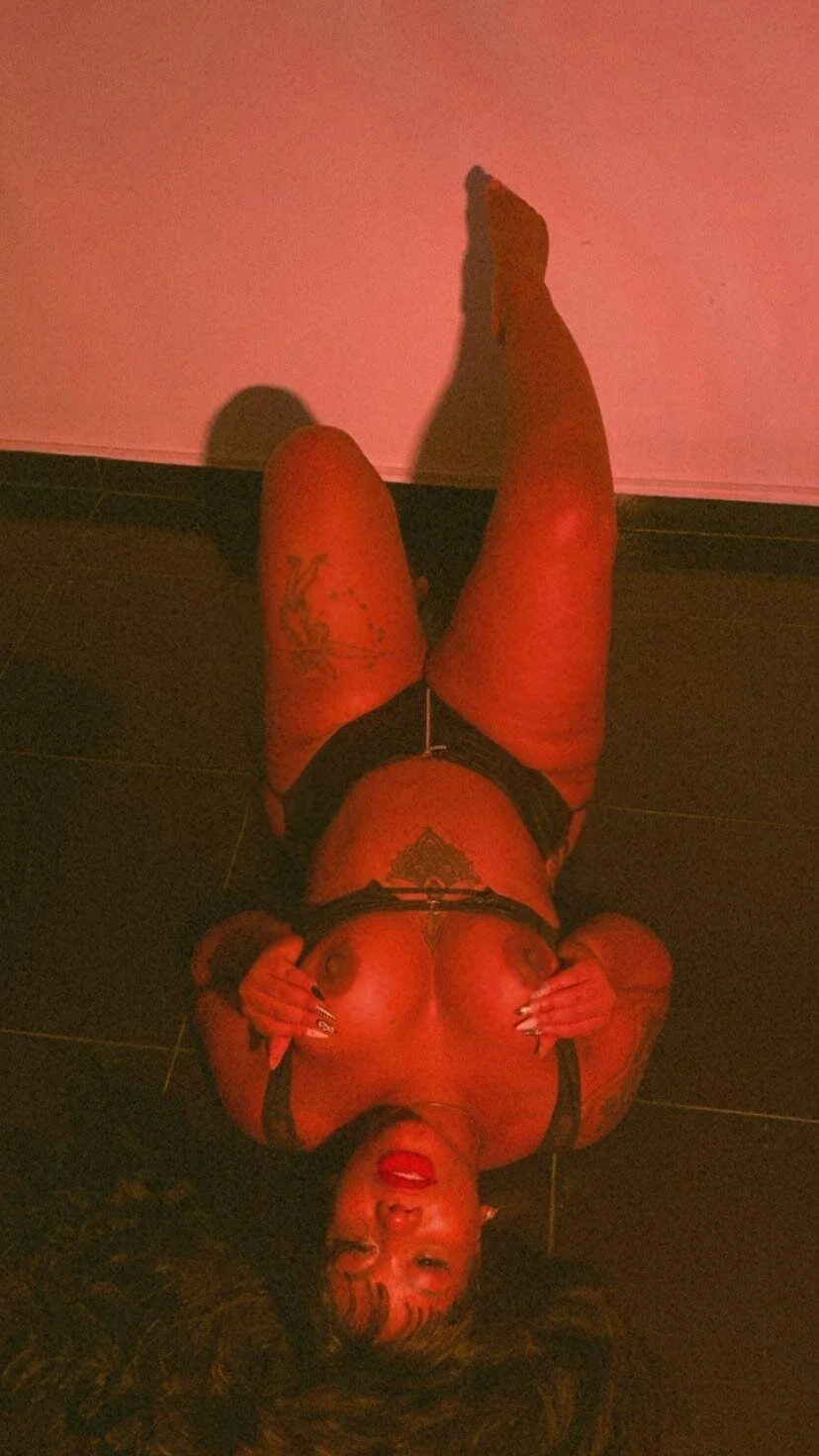 XXX Porn Photo of Nude Mary_Kisses_ 5