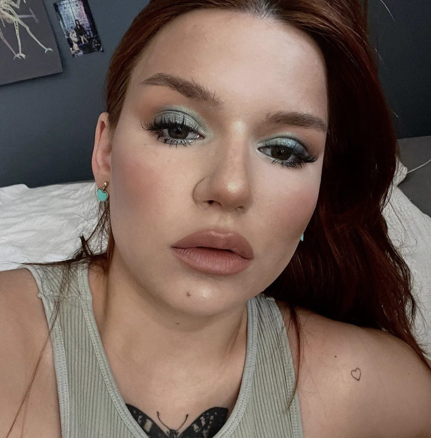 XXX Porn Photo of Nude RedShinee 1