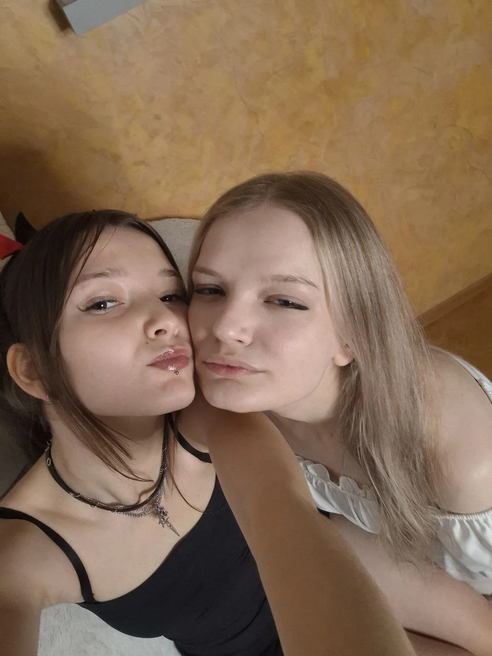 XXX Porn Photo of Nude DongMolt 186