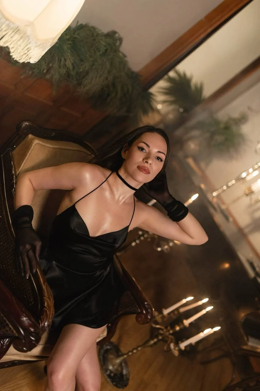 XXX Porn Photo of Nude LollaSpencer 14