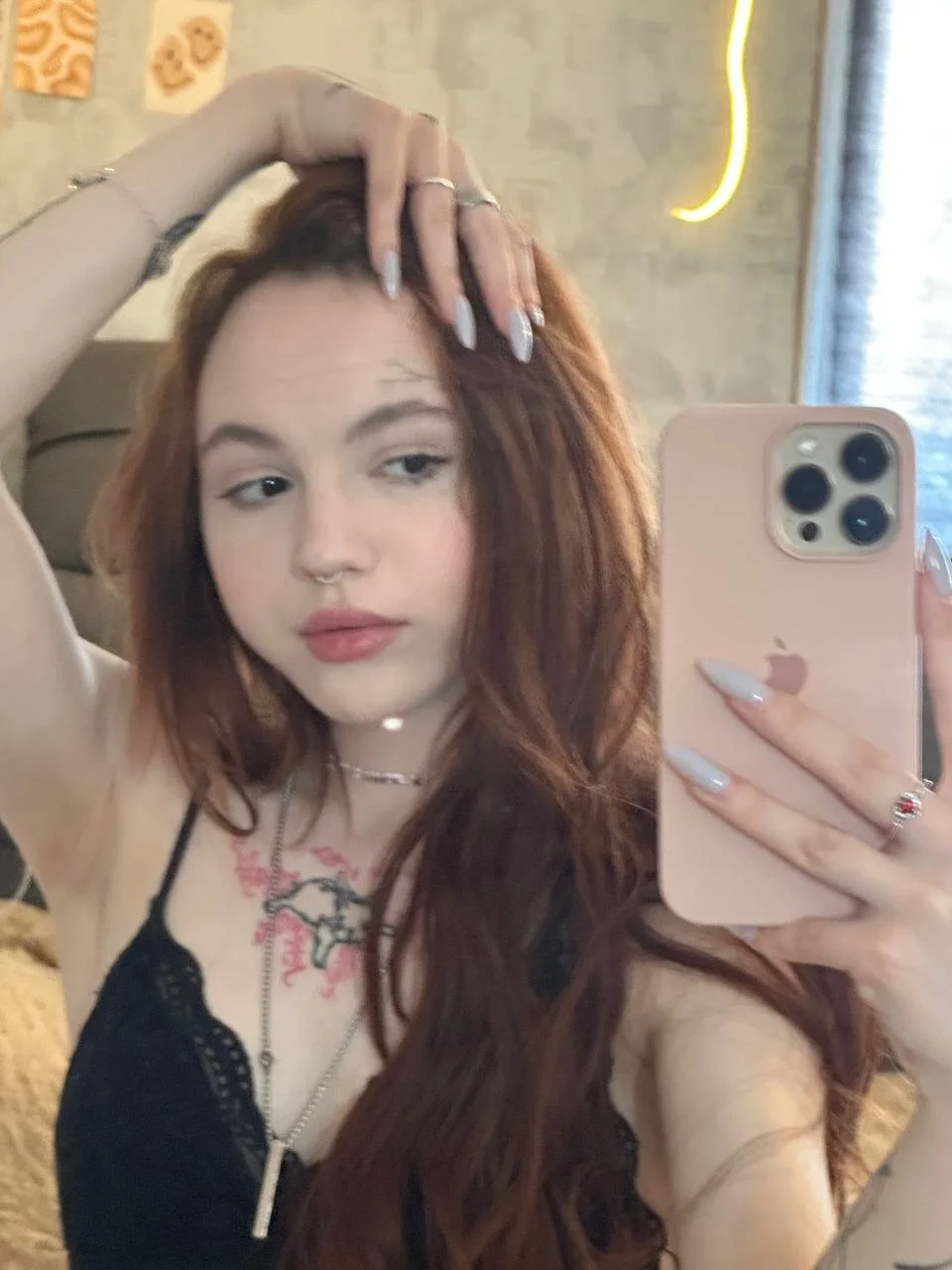 XXX Porn Photo of Nude Lusy_PickMe 45