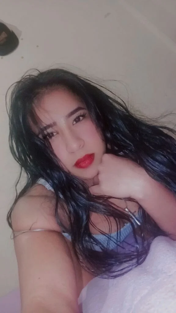 XXX Porn Photo of Nude evelynnice19 27