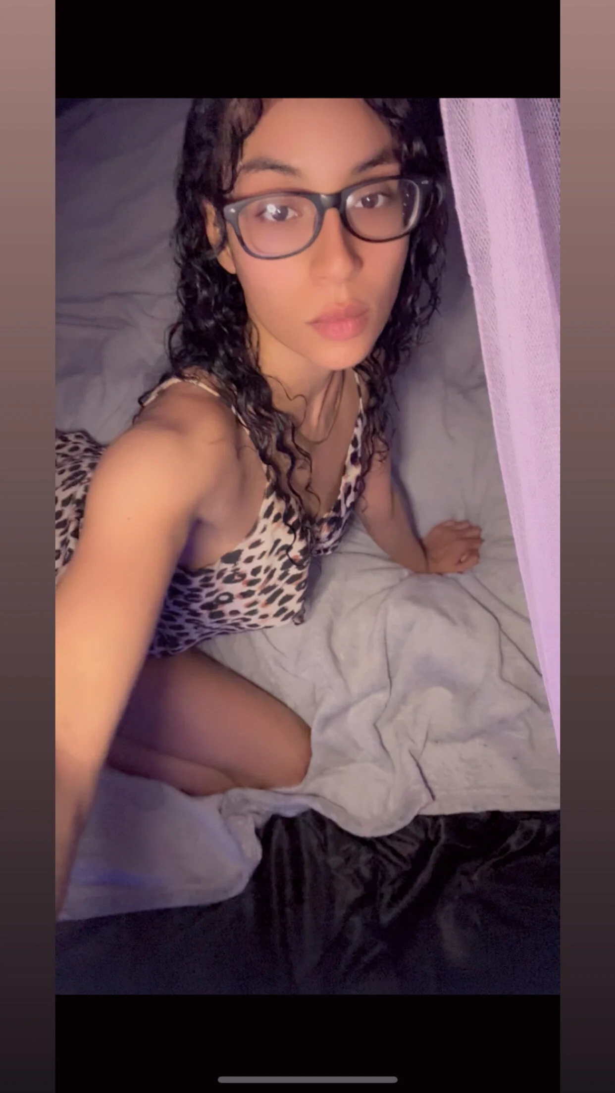 XXX Porn Photo of Nude Honeydipp73 5