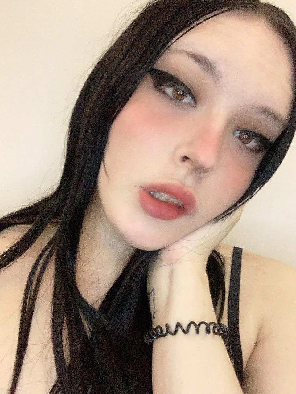 XXX Porn Photo of Nude fem_to 5